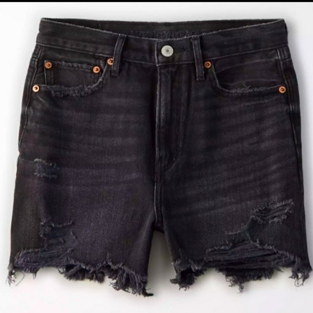 NWT American Eagle Outfitters 90s Boyfriend Shorts Black